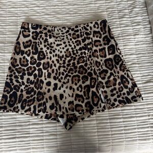 Zara leopard print skort